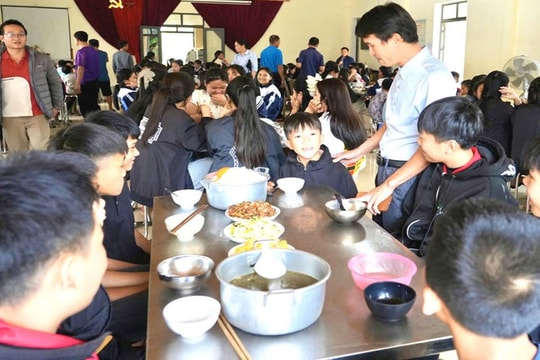 Chấn chỉnh công tác an toàn thực phẩm trong trường học
