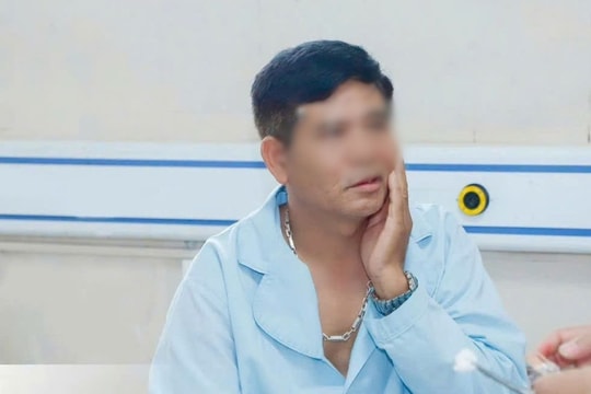 Người đàn ông liệt dây thần kinh số VII do nằm điều hòa ngay sau khi tắm