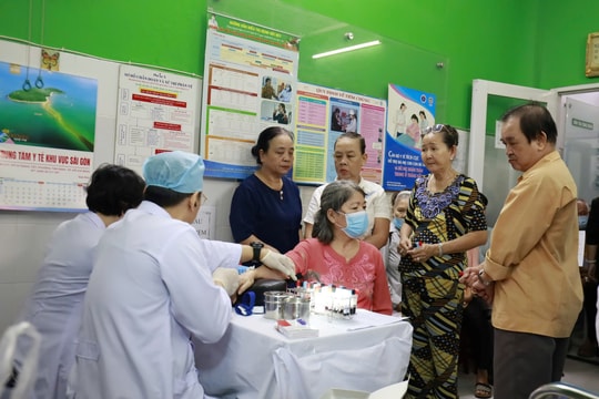 Hơn 100 bệnh viện TP.HCM đồng loạt khám sức khỏe toàn dân