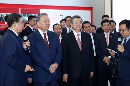 Tổng Bí thư, Chủ tịch nước Tô Lâm khảo sát tại Khu khởi động của thành phố Hùng An (Trung Quốc)