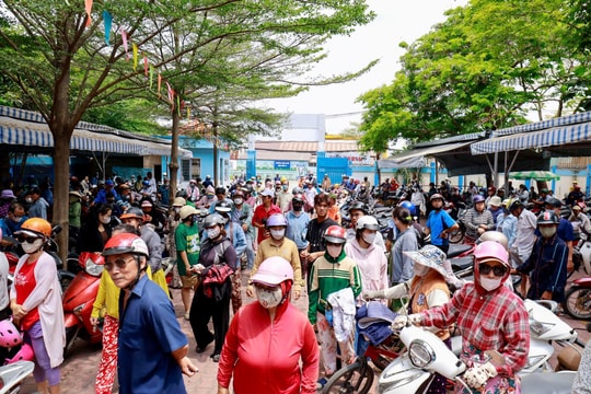 Sở An toàn thực phẩm TP.HCM nói về vụ hơn 200 học sinh nghi ngộ độc