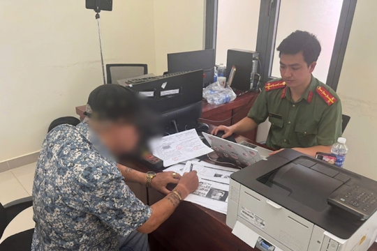 Làm việc với cá nhân chia sẻ video AI giả mạo, xuyên tạc thông tin bầu cử