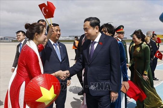 Chủ tịch Quốc hội Trần Thanh Mẫn đến Thổ Nhĩ Kỳ, bắt đầu tham dự Đại hội đồng IPU-152