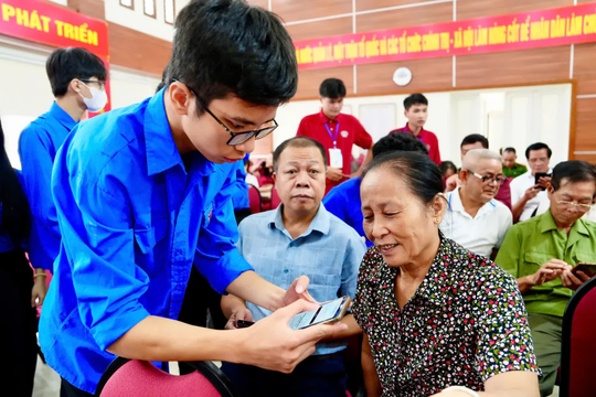 Hà Nội thúc đẩy phổ cập kỹ năng số toàn dân