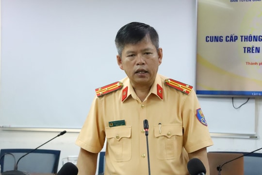 Tuần tra 24/24, kiểm tra nồng độ cồn dịp lễ 30/4-1/5
