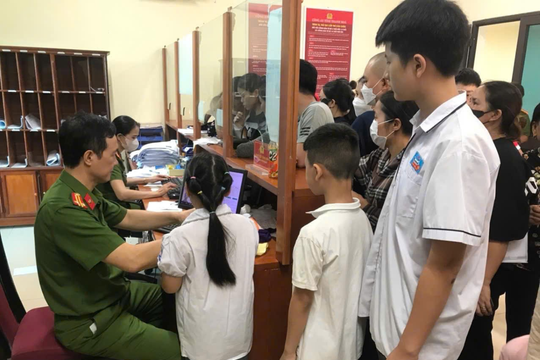 Thanh Hóa: Hơn 80.000 học sinh được cấp căn cước tham gia các kỳ thi