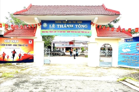 Gia Lai: Học sinh cấp 3 bị chảy máu miệng do mẹ ruột tác động