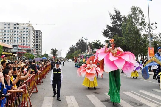 Sôi động du lịch biển Sầm Sơn 2026