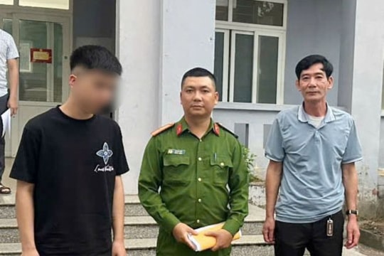 Ngăn chặn thanh niên có ý định nhảy cầu tự tử