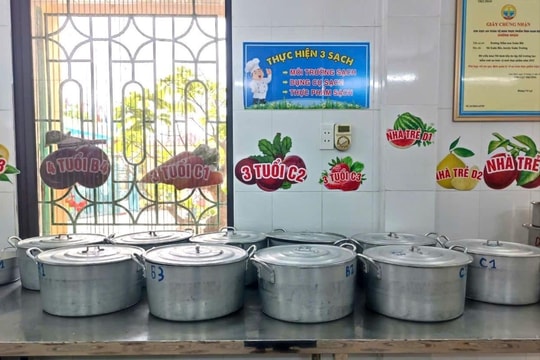 Ninh Bình siết chặt kiểm soát an toàn thực phẩm trong trường học