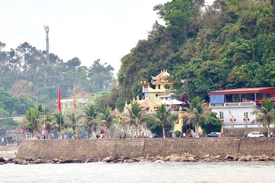 Khai hội Lễ hội Cầu Cơ đền Vạn Ngang năm 2026.