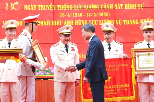 Giám đốc Công an Hà Nội được phong tặng danh hiệu Anh hùng Lực lượng vũ trang nhân dân