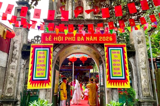Trang trọng Lễ hội truyền thống Di tích Phủ Bà năm 2026
