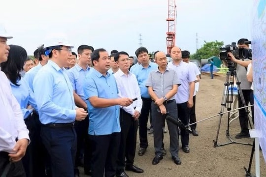 Bí thư Thành ủy Hà Nội yêu cầu không để thủ tục “treo” giữa các cấp, các ngành