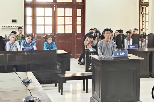 Lĩnh án vì mua pháo nổ về bán kiếm lời