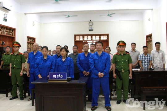 Xét xử 24 bị cáo trong vụ chế tạo, mua bán trái phép vũ khí quân dụng