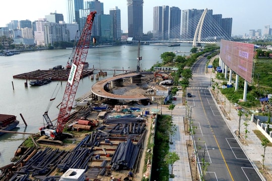 Nhịp cầu mới vươn mình qua sông Sài Gòn giữa ngày tháng 4 lịch sử