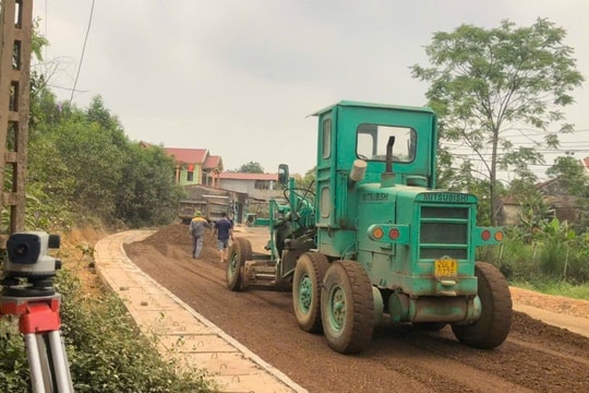 Tăng tốc thi công tuyến DT296C, sức dân mở đường về đích