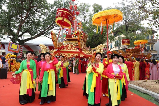 Lễ hội Bình Đà lan tỏa tinh thần "Con Rồng Cháu Tiên"