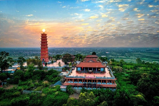 Đại lễ Giỗ Tổ Hùng Vương quy mô lớn lần đầu diễn ra tại Đồ Sơn