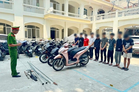 Khởi tố 7 thiếu niên mang hung khí rượt đuổi trên đường phố