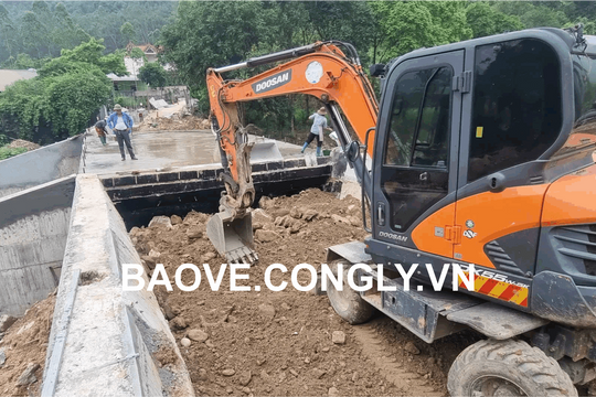 Phú Thọ: Dự án cải tạo đường ĐH.62B lộ dấu hiệu thi công bất thường