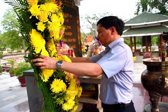 Về nguồn “Tri ân thành đồng Tổ quốc”: Lắng đọng ký ức tại Trung ương Cục miền Nam, tri ân tại Đồi 82