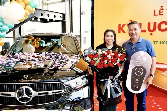 Phân bón Cà Mau trao Mercedes-Benz cho đại lý đạt kỷ lục tiêu thụ NPK 2025