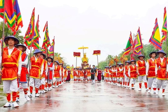 Lễ hội Đền Hùng: Bản sắc cội nguồn và sức mạnh đoàn kết dân tộc
