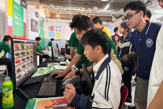 Future Fest 2026 hút hàng nghìn học sinh tìm hướng đi
