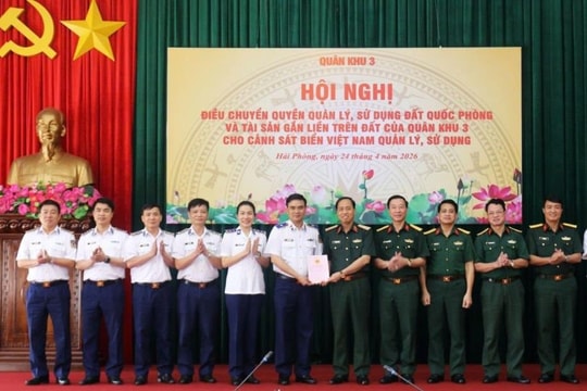 Hội nghị điều chuyển quyền quản lý đất quốc phòng giữa Quân khu 3 và Cảnh sát biển Việt Nam