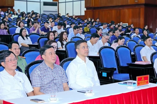 Đấu tranh với các thủ đoạn xuyên tạc trên mạng xã hội (Bài 2)