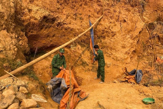 Liên tiếp truy quét các điểm khai thác vàng trái phép tại Huế