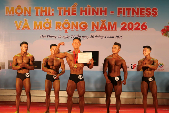 Lực sĩ Đặng Đình Tuấn lập kỷ lục 5 huy chương vàng
