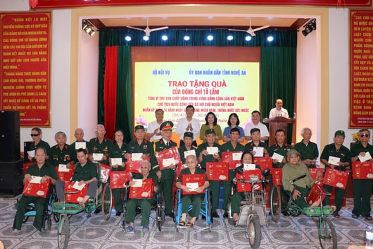 Trao quà của Tổng Bí thư, Chủ tịch nước Tô Lâm tới thương, bệnh binh tại Nghệ An