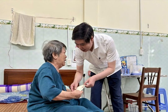 Gia Lai: Lãnh đạo tỉnh trao tặng quà của Tổng Bí thư, Chủ tịch nước Tô Lâm cho người có công