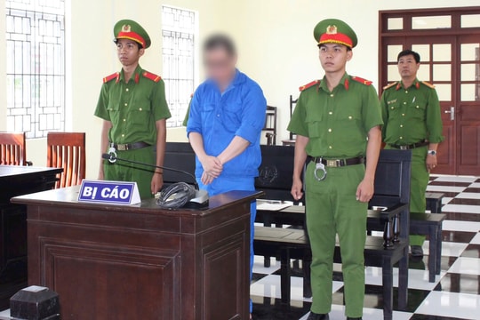 Bị cáo tàng trữ, sử dụng trái phép chất ma túy lĩnh 8 năm tù
