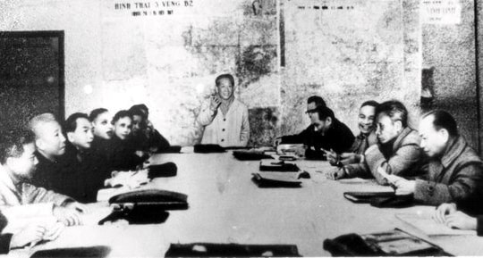 Trong căn phòng kín giữa Hoàng thành: Những mệnh lệnh làm nên Đại thắng mùa Xuân 1975