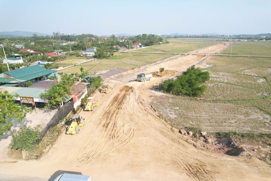 Thanh Hóa: Yêu cầu đẩy nhanh tiến độ 40 dự án có quy mô đầu tư lớn