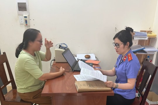 Bác sĩ răng hàm mặt lừa hơn 200 triệu đồng