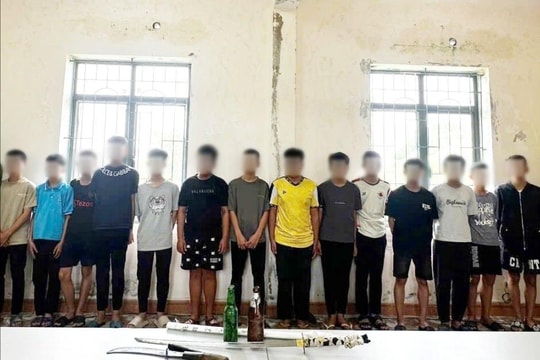 Ngăn chặn kịp thời 38 học sinh hẹn nhau "hỗn chiến" bằng hung khí tự chế