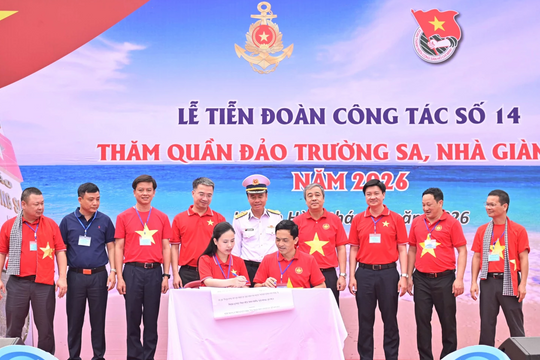 “Hành trình tuổi trẻ vì biển, đảo quê hương”: Bồi đắp tinh thần yêu nước