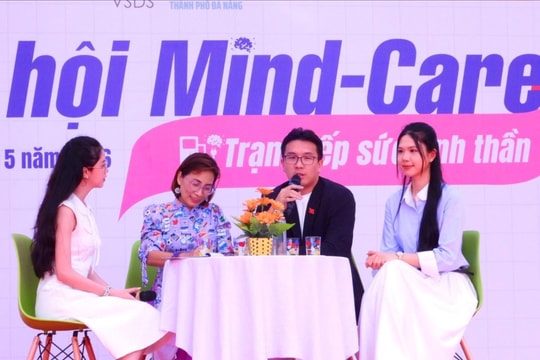 Học sinh Đà Nẵng được “tiếp lửa” tinh thần trước kỳ thi tốt nghiệp THPT