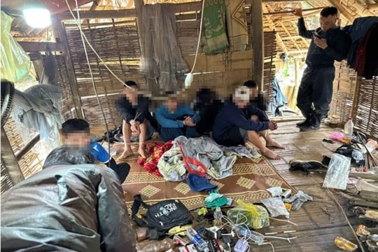 Quyết liệt đấu tranh với tội phạm ma túy: Siết chặt quản lý, chặn “cầu” từ gốc