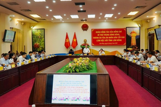 Bí thư Trung ương Đảng, Chánh án Tòa án nhân dân tối cao Nguyễn Văn Quảng làm việc với tỉnh Lâm Đồng