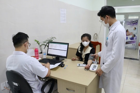 Đà Nẵng tăng lực hút bác sĩ tuyến cơ sở, hỗ trợ đến 500 triệu đồng