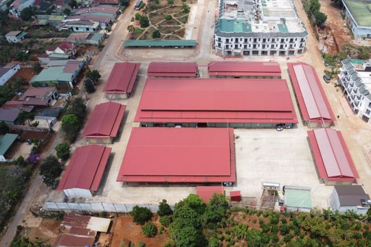 Hỗ trợ tiểu thương vào chợ mới, tạo đà kinh doanh ổn định