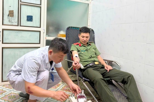 Nghĩa cử cao đẹp của người chiến sĩ Công an nơi đại ngàn