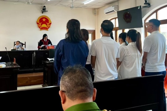 Nỗi ân hận xoay quanh tiền… “giấy mực”