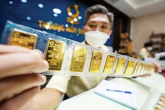 Dòng tiền đổ vào vàng và nỗi lo méo mó thị trường: Cần một khung pháp lý đủ mạnh